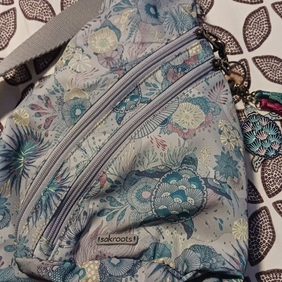 Sakroots on the go Sling Backpack - Sea turtle - Picture 1 of 10